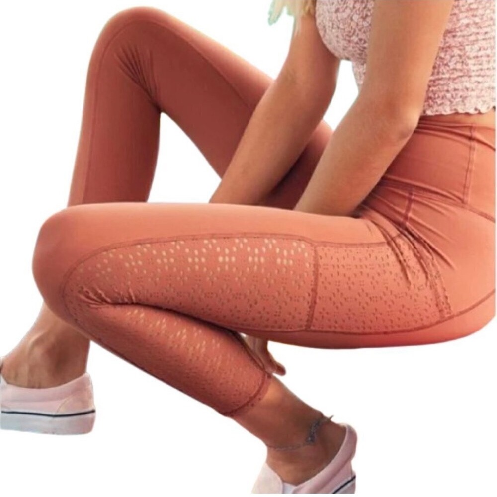Aerie Chill Play Move Rust High Waisted Perforated Leggings Yoga Activewear M